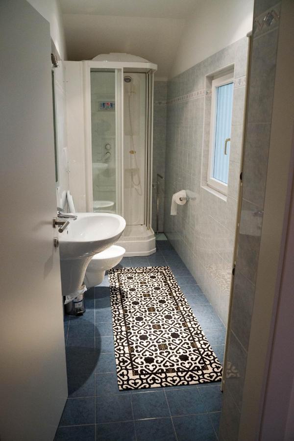 Sunshine Apartments Болзано Екстериор снимка